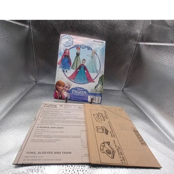 Simplicity S0734 Disney Frozen Doll Clothes Sewing Pattern Uncut OOP Anna Elsa - Picture 2 of 5